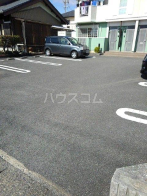 2/8 駐車場