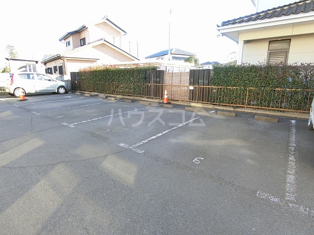 2/8 駐車場