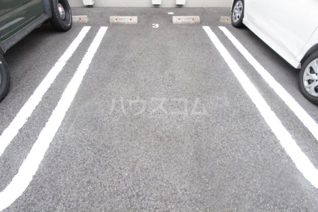 19/24 駐車場