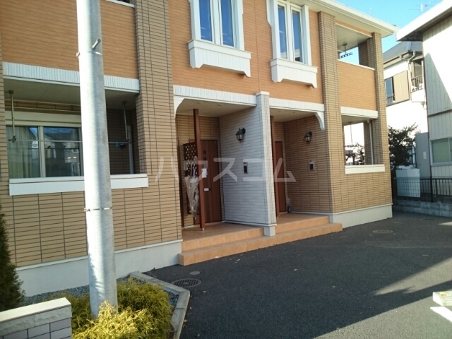 21/28 エントランス