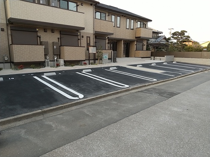 23/24 駐車場