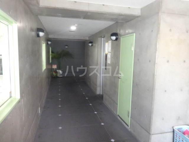 3/4 エントランス