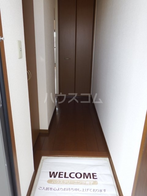 13/30 玄関