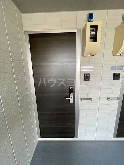 15/25 エントランス