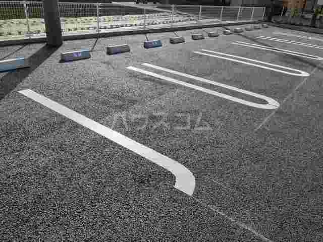 15/25 駐車場