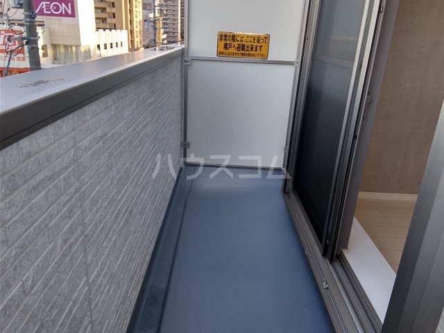 13/30 バルコニー