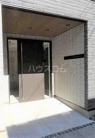 2/4 エントランス