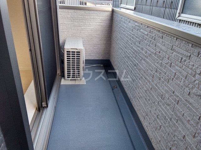 13/30 バルコニー