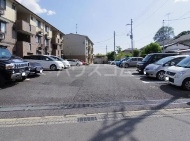 16/17 駐車場