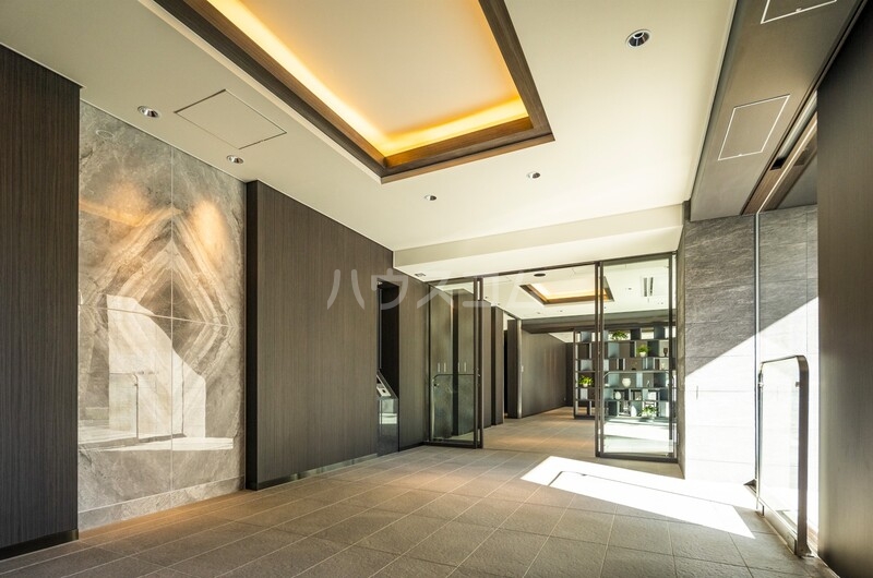 29/30 エントランス