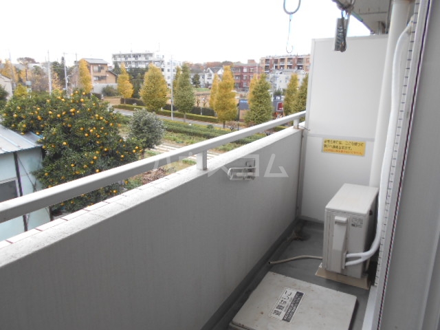 23/30 バルコニー