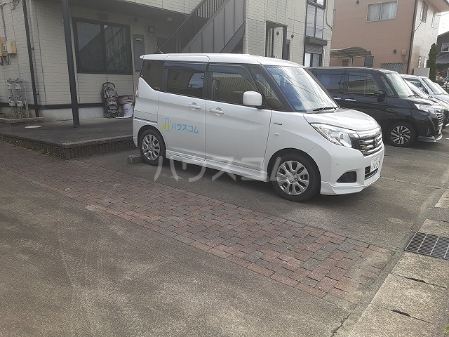 3/5 駐車場