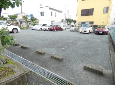 2/6 駐車場