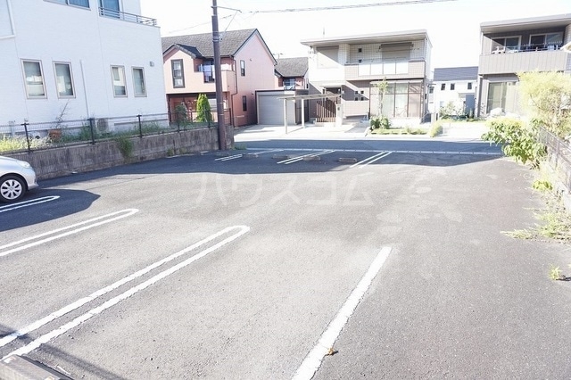 14/20 駐車場
