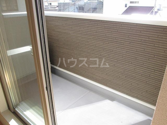 13/22 バルコニー