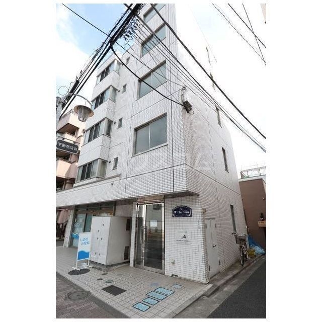 18/24 エントランス