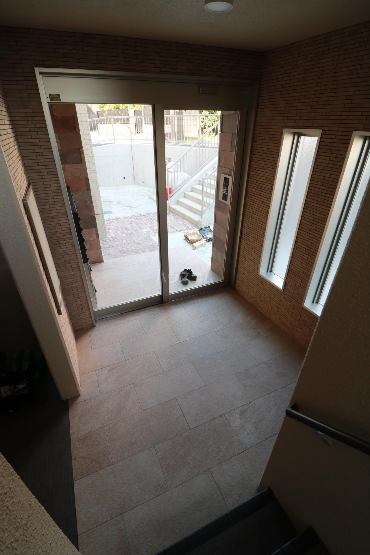 3/5 エントランス