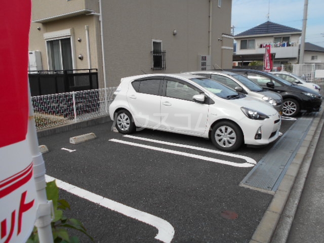 17/23 駐車場