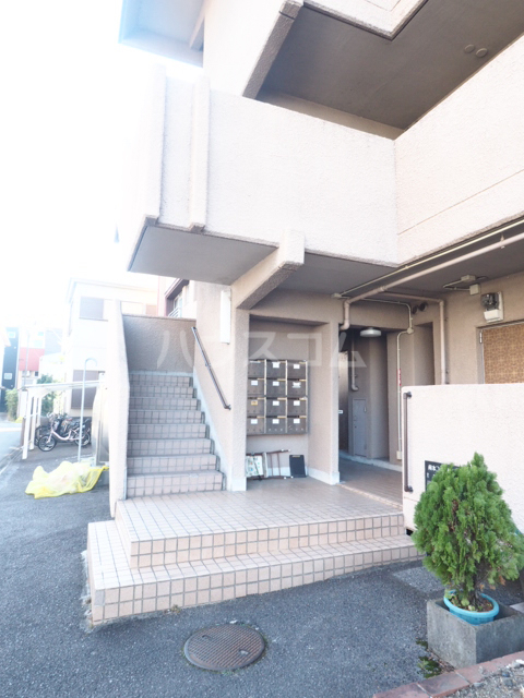 29/30 エントランス