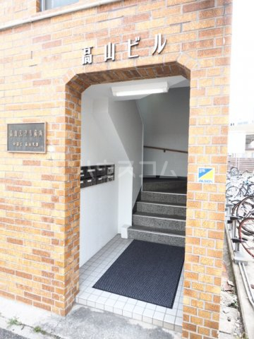 3/4 エントランス
