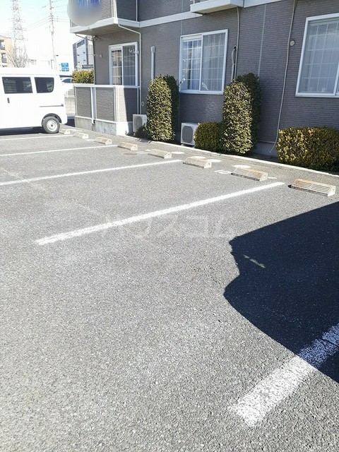15/27 駐車場