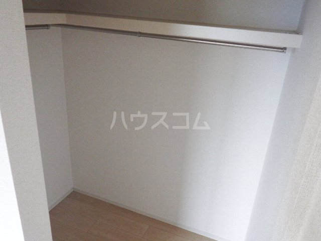 13/30 収納