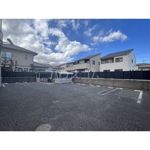 17/19 駐車場