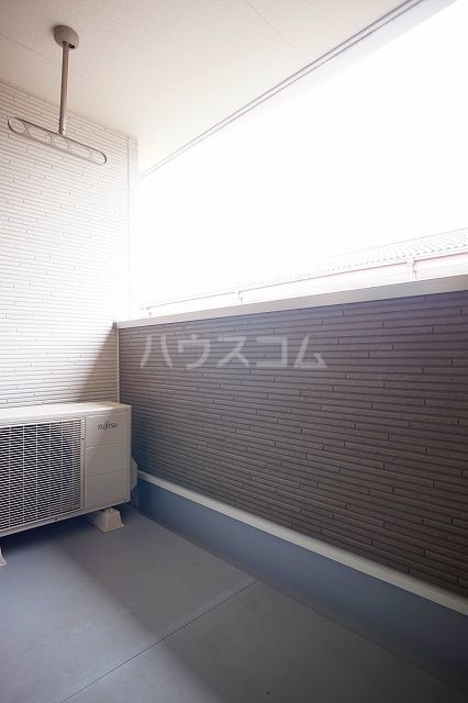 13/21 バルコニー