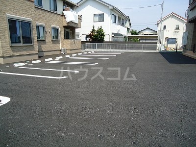 15/27 駐車場