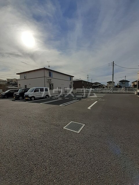 14/20 駐車場