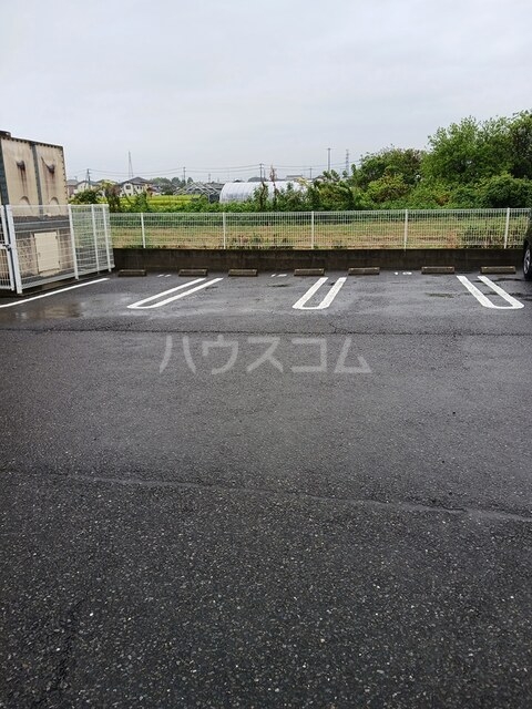 26/30 駐車場