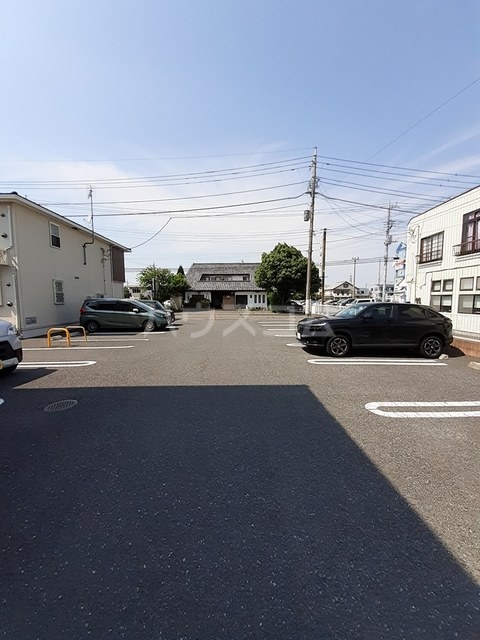 15/27 駐車場