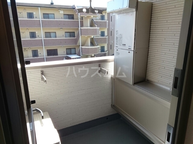 14/22 バルコニー