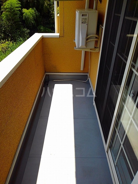 20/30 バルコニー