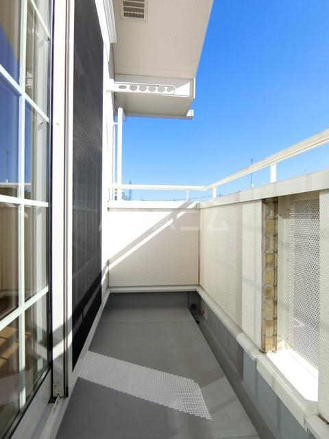 13/21 バルコニー