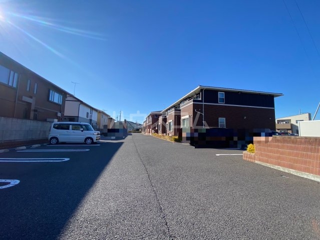 26/30 駐車場
