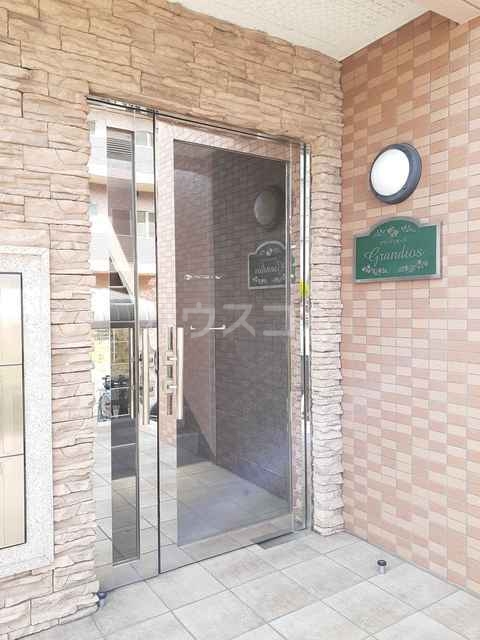 15/22 エントランス