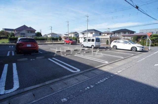 14/20 駐車場
