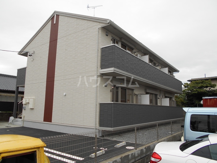2/5 駐車場