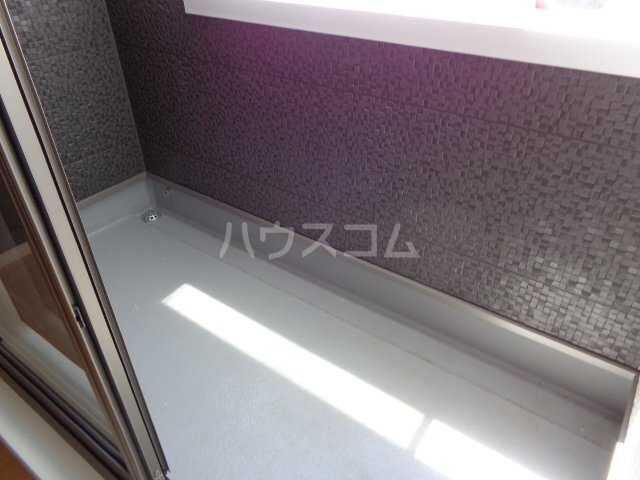 18/23 バルコニー