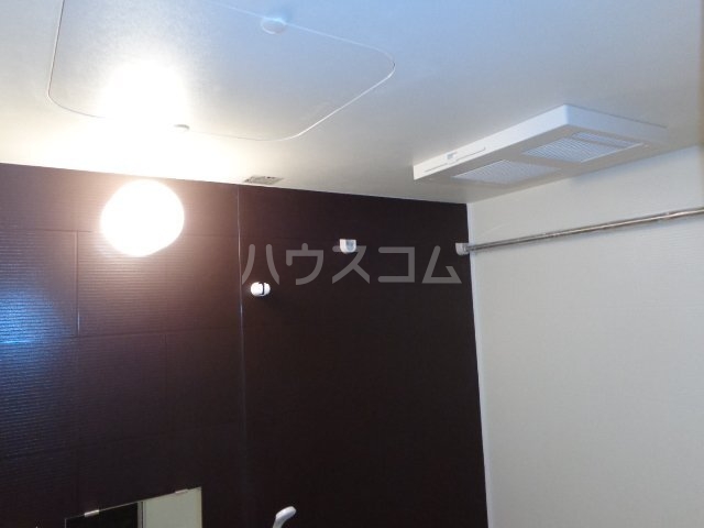 14/23 浴室