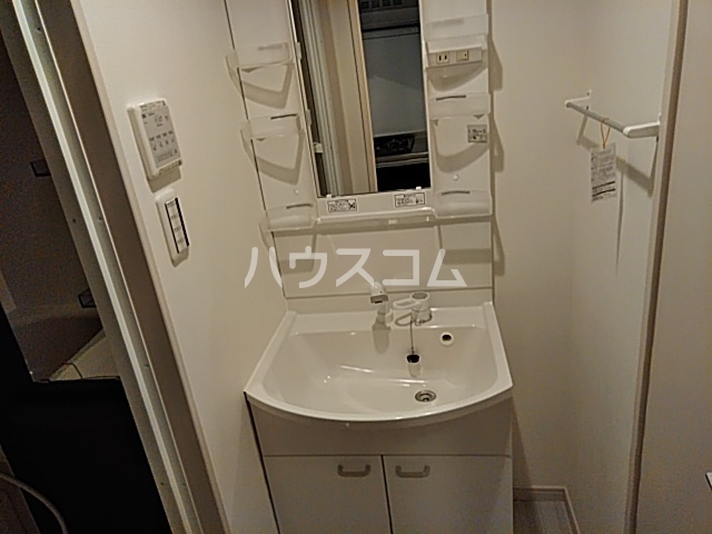 14/25 洗面