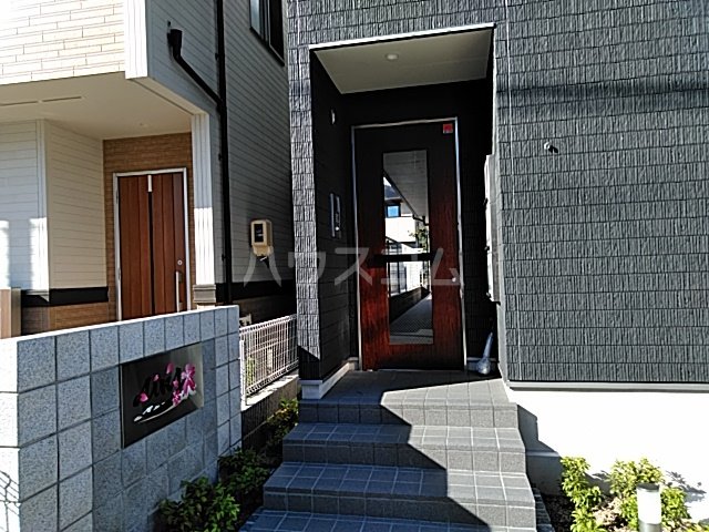 21/24 エントランス