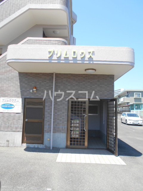 16/25 エントランス