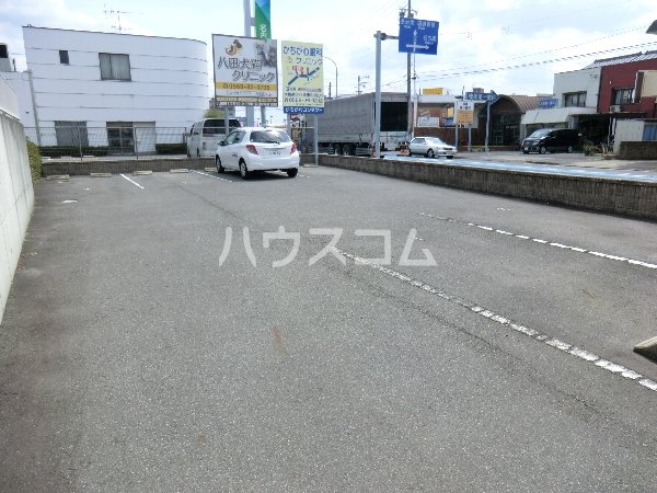 14/19 駐車場