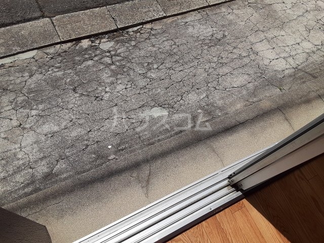 16/20 バルコニー