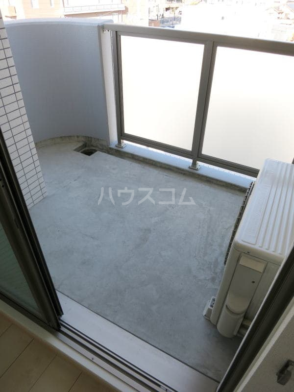 20/30 バルコニー