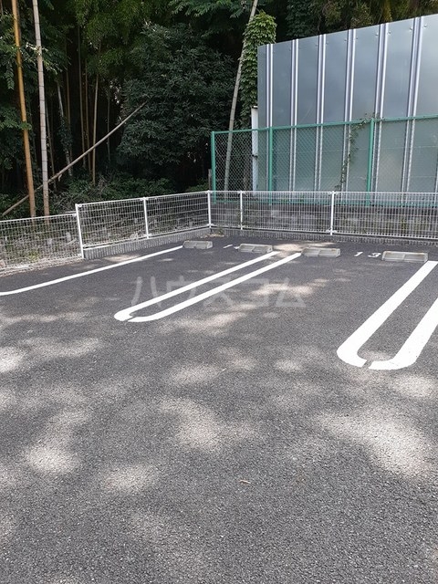 2/8 駐車場