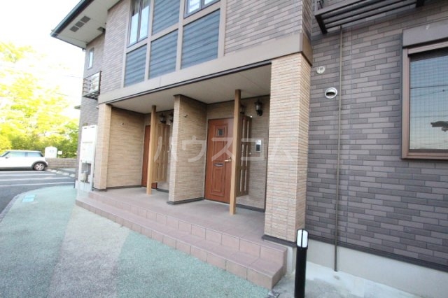 19/26 エントランス