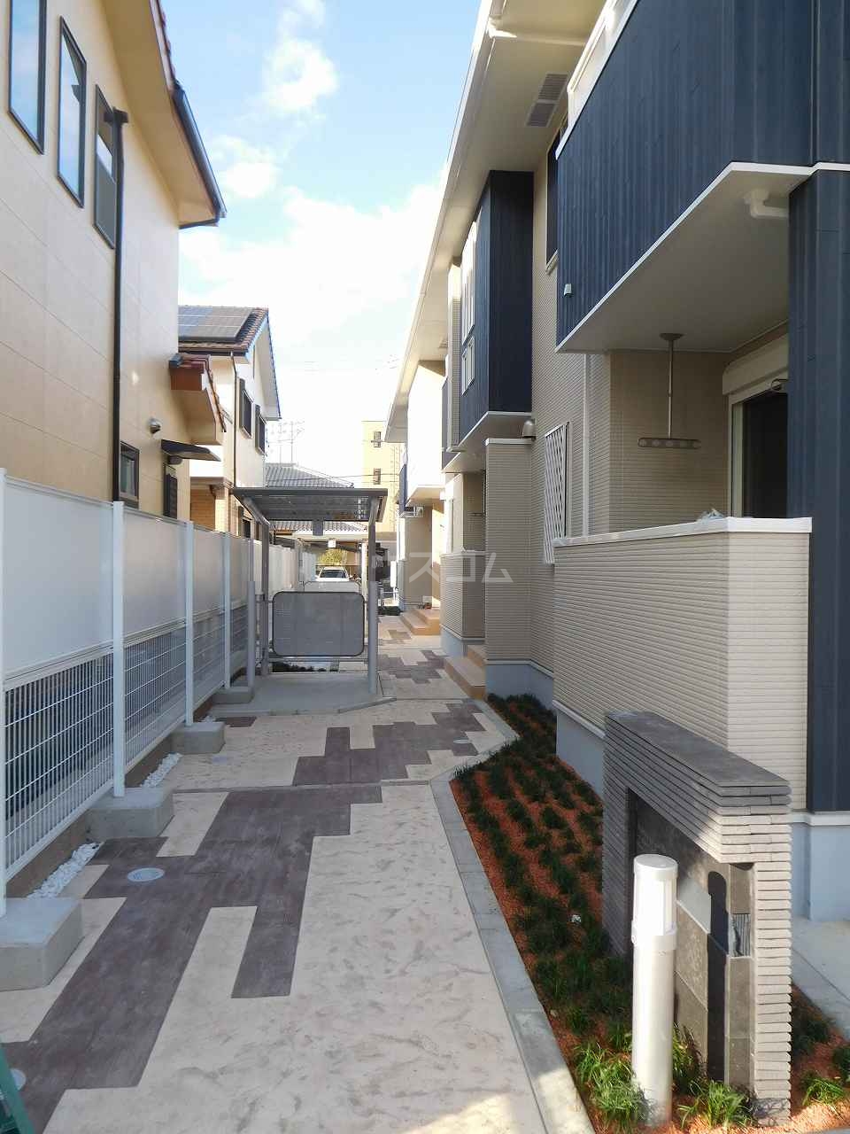 22/29 エントランス